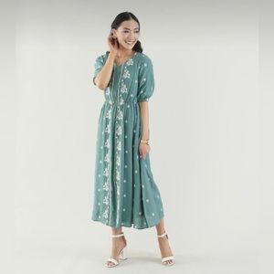 SweetSalt Modest Hunter Green Maxi Dress w/ White Floral Details Size 14/16